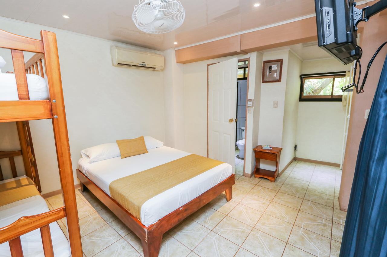 Hotel Flor Blanca Мануел Антонио Екстериор снимка