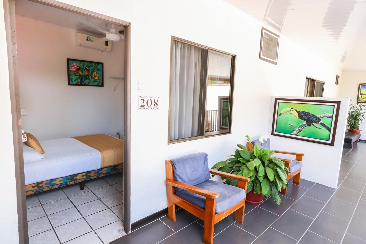 Hotel Flor Blanca Мануел Антонио Екстериор снимка