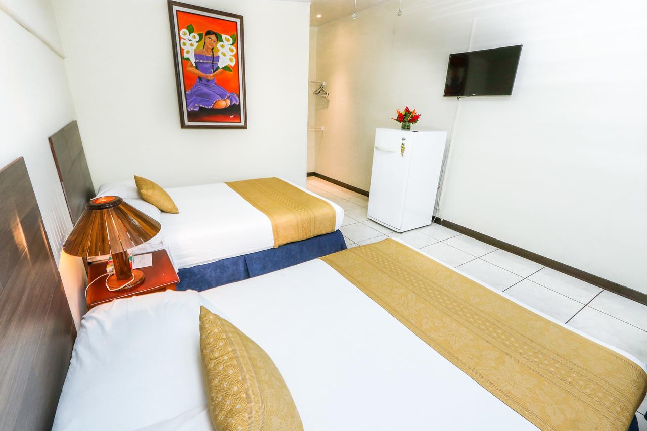Hotel Flor Blanca Мануел Антонио Екстериор снимка