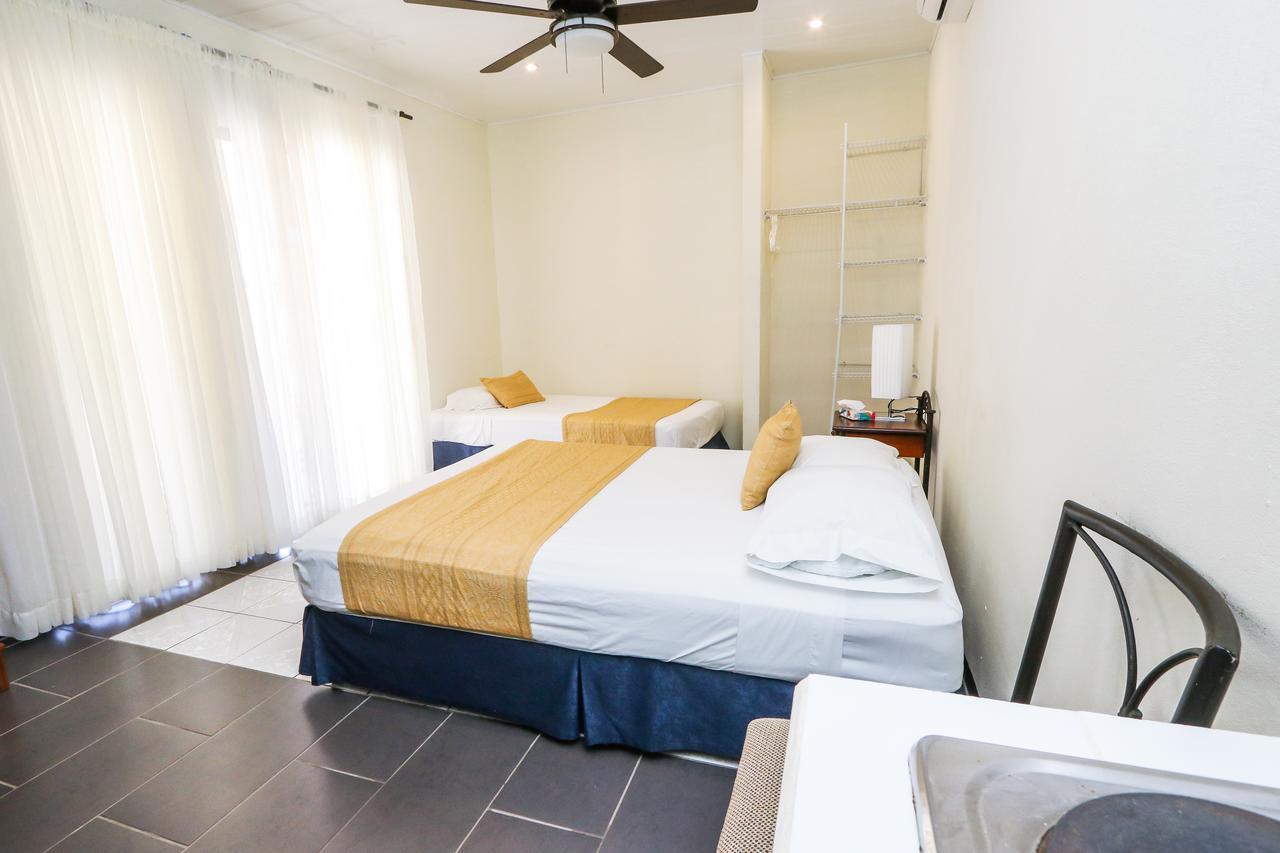 Hotel Flor Blanca Мануел Антонио Екстериор снимка