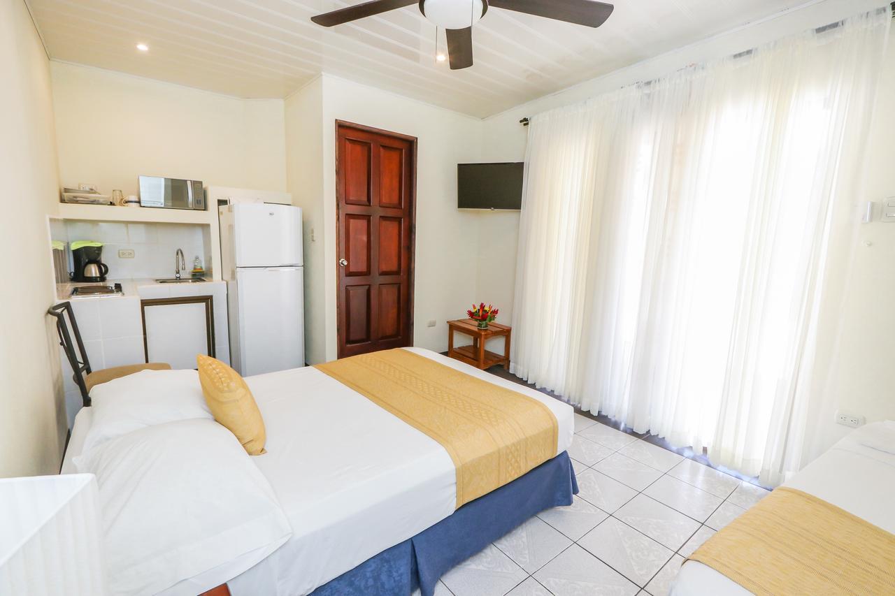 Hotel Flor Blanca Мануел Антонио Екстериор снимка