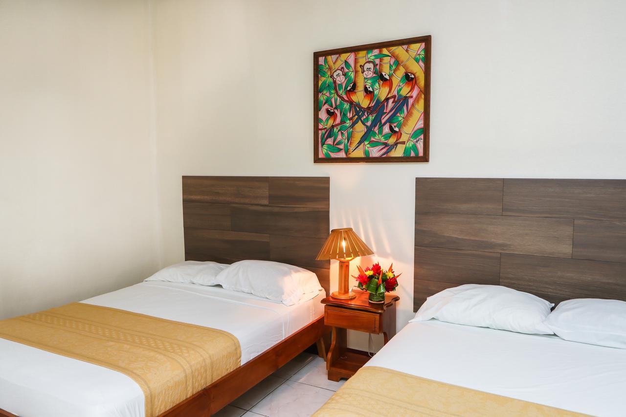 Hotel Flor Blanca Мануел Антонио Екстериор снимка