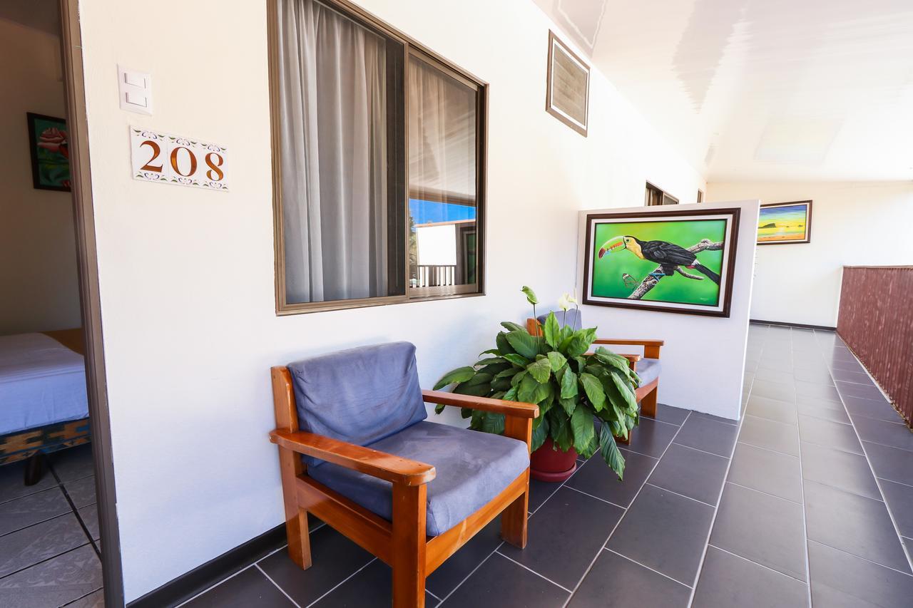 Hotel Flor Blanca Мануел Антонио Екстериор снимка