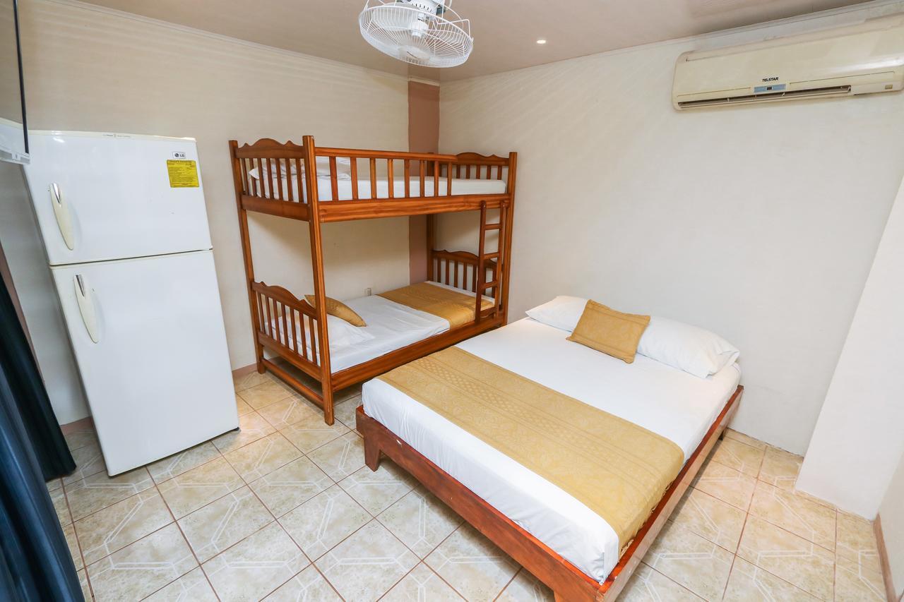 Hotel Flor Blanca Мануел Антонио Екстериор снимка