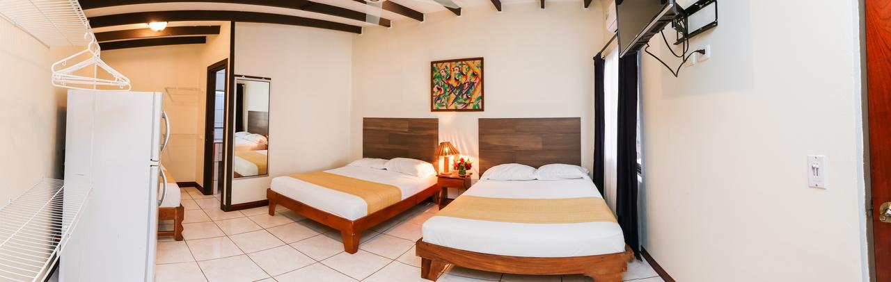 Hotel Flor Blanca Мануел Антонио Екстериор снимка