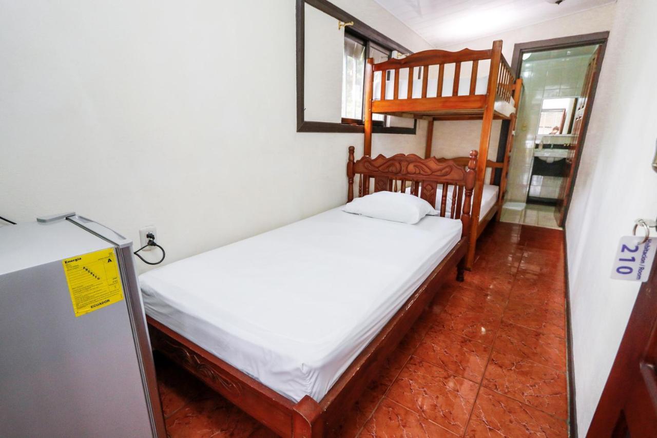 Hotel Flor Blanca Мануел Антонио Екстериор снимка