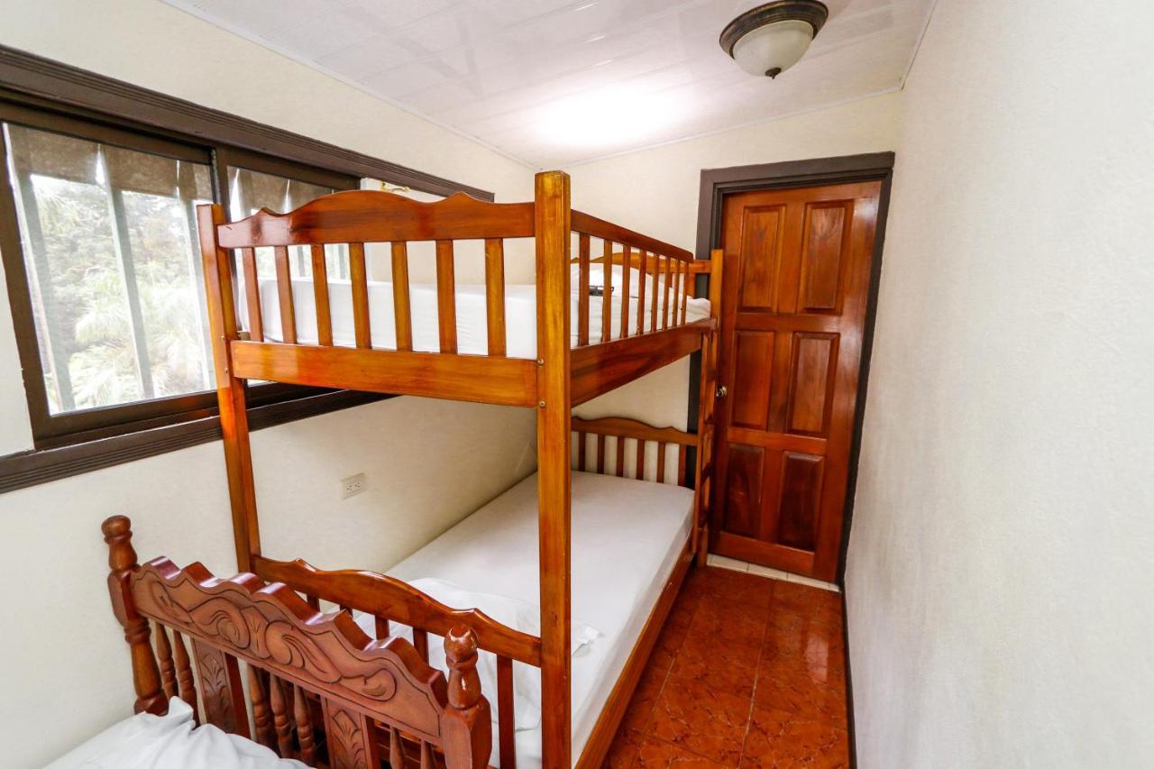 Hotel Flor Blanca Мануел Антонио Екстериор снимка